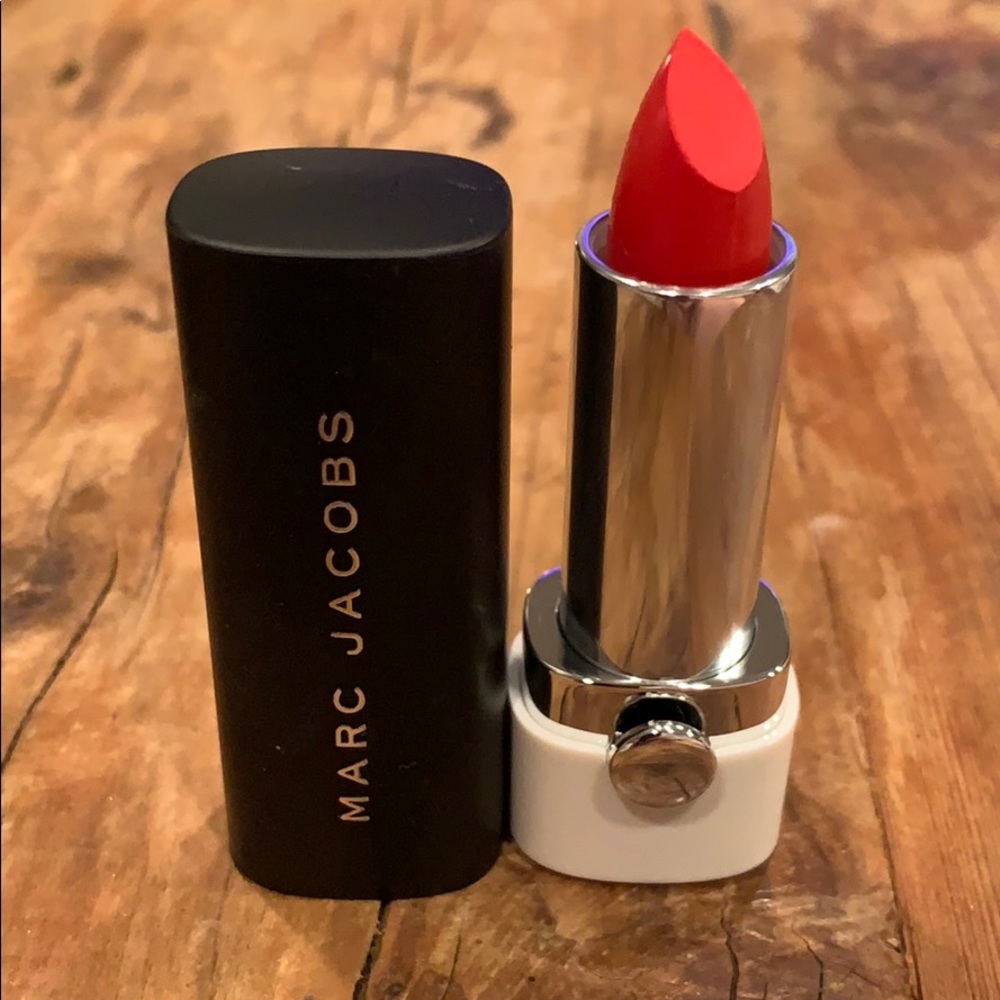 Marc Jacobs lipstick in Scandal